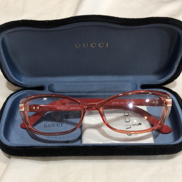 NWOT Gucci eyeglass frames - Picture 7 of 7